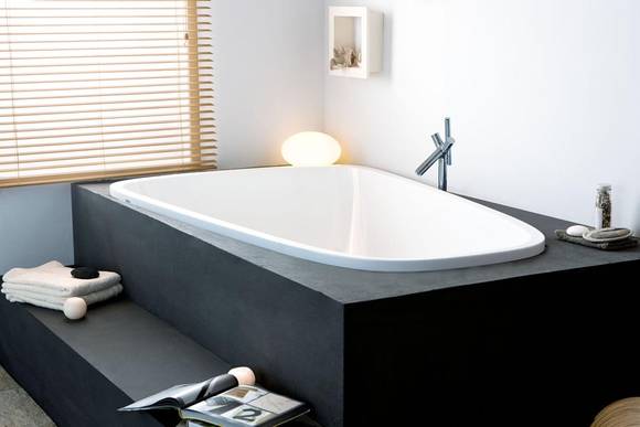 Duplex Einbaubadewanne 177x114cm, Tiefe 440 mm, aus Sanit�racryl, Farbe wei�, mit Wannenrandarmtur von Axor Starck
